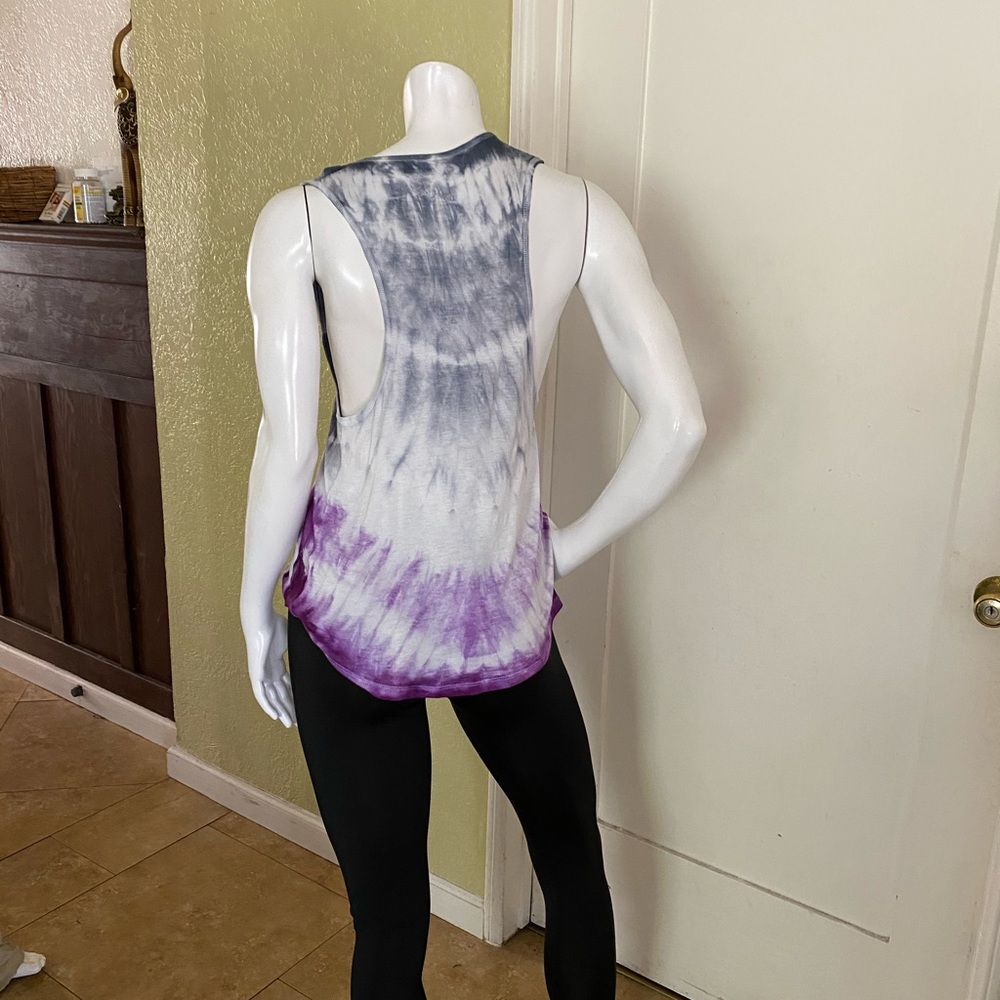 Tank top . Fabric rayon and spandex - Picture 5 of 5